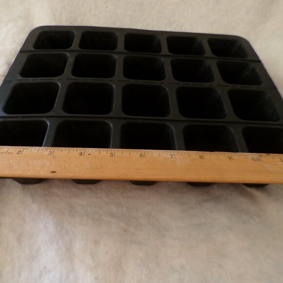 20 cell NATURAL RUBBER Trays Seed Starting trays Buy Nice Not Twice - Picture 3 of 6
